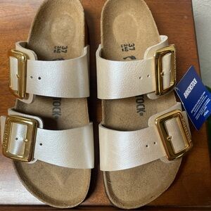 Birkenstock Cream and Gold Sandals with Adjustable Straps